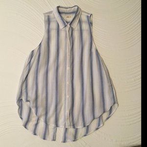 Hollister sleeveless button-down shirt